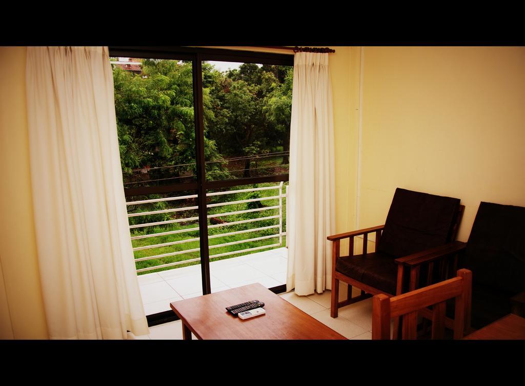 Del Rio Apart Hotel Encarnacion Room photo